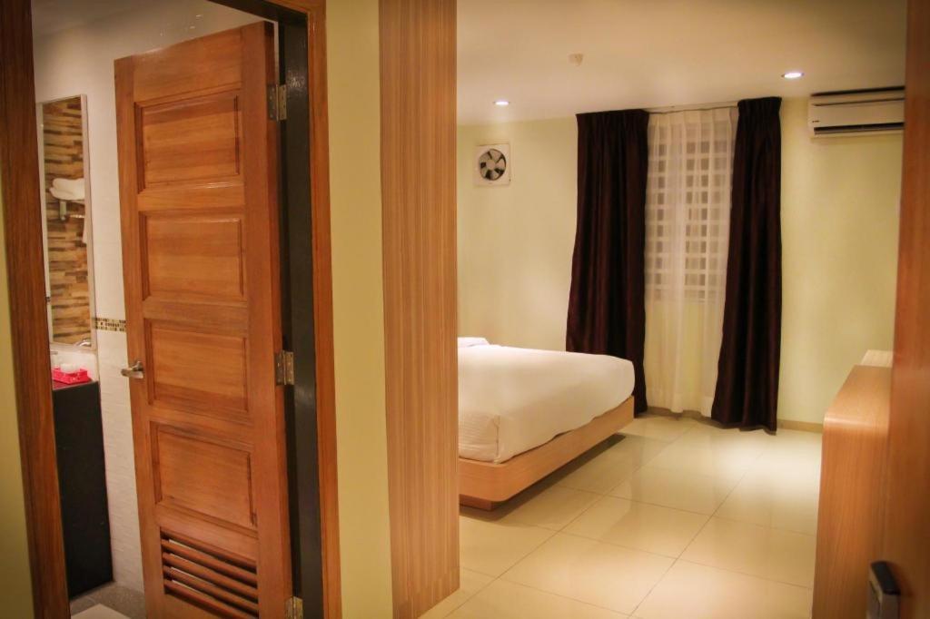 Ktc Hotel Sungkai Exterior photo